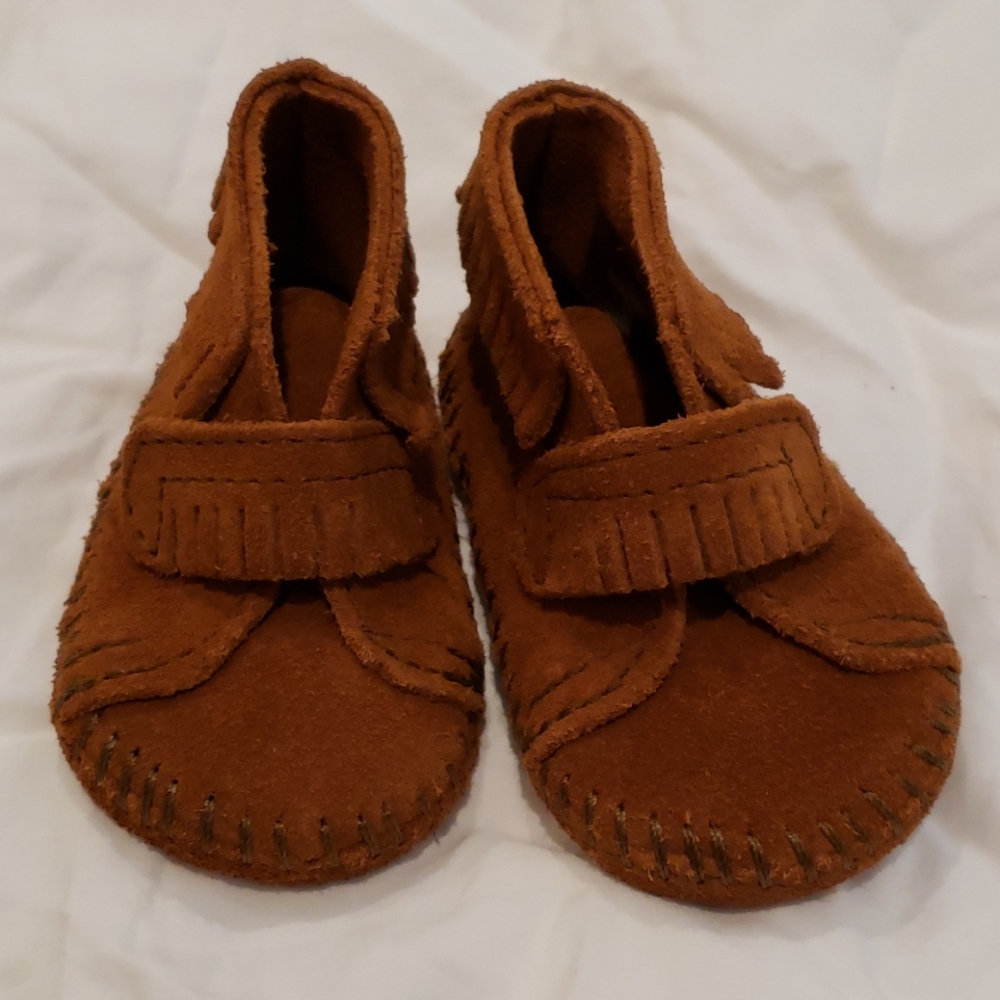 MINNETONKA LEATHER MOCCASIN BOOTIES - Picture 2 of 5